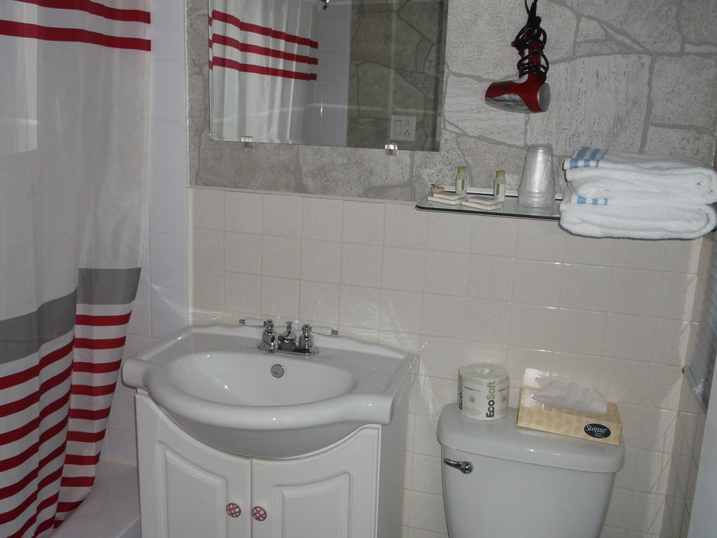 Haileybury Beach Motel Екстериор снимка